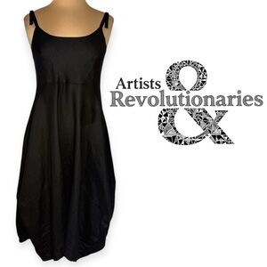 Artists and Revolutionaries black linen a-line
dress size M